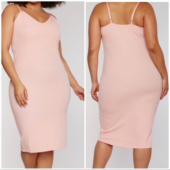 Dresses & Skirts - Body Con Spaghetti Strap Dress