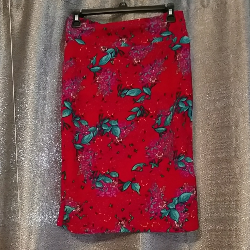 NWOT Lularoe Pencil Skirt