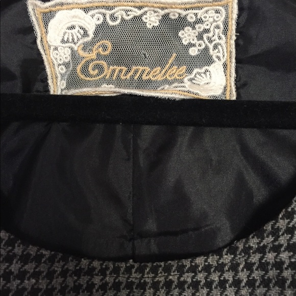 Cute Business Dress. Tweed Wool like Fabric. - Picture 7 of 7