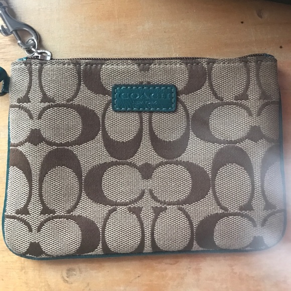 Authentic Coach wristlet - Picture 2 of 4