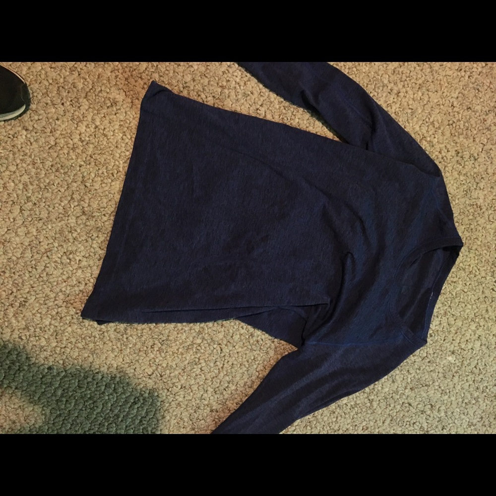 Lululemon long sleeve athletic top