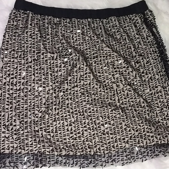 Bnwot women's xl black and cream SKIRT - Picture 3 of 4