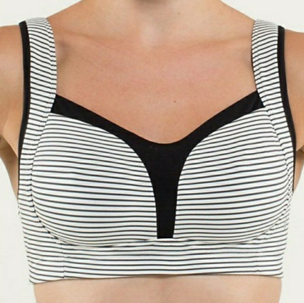Lululemon brand new 38c bra black/white