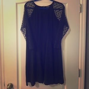 Black Express Dress w/ mesh sleeves