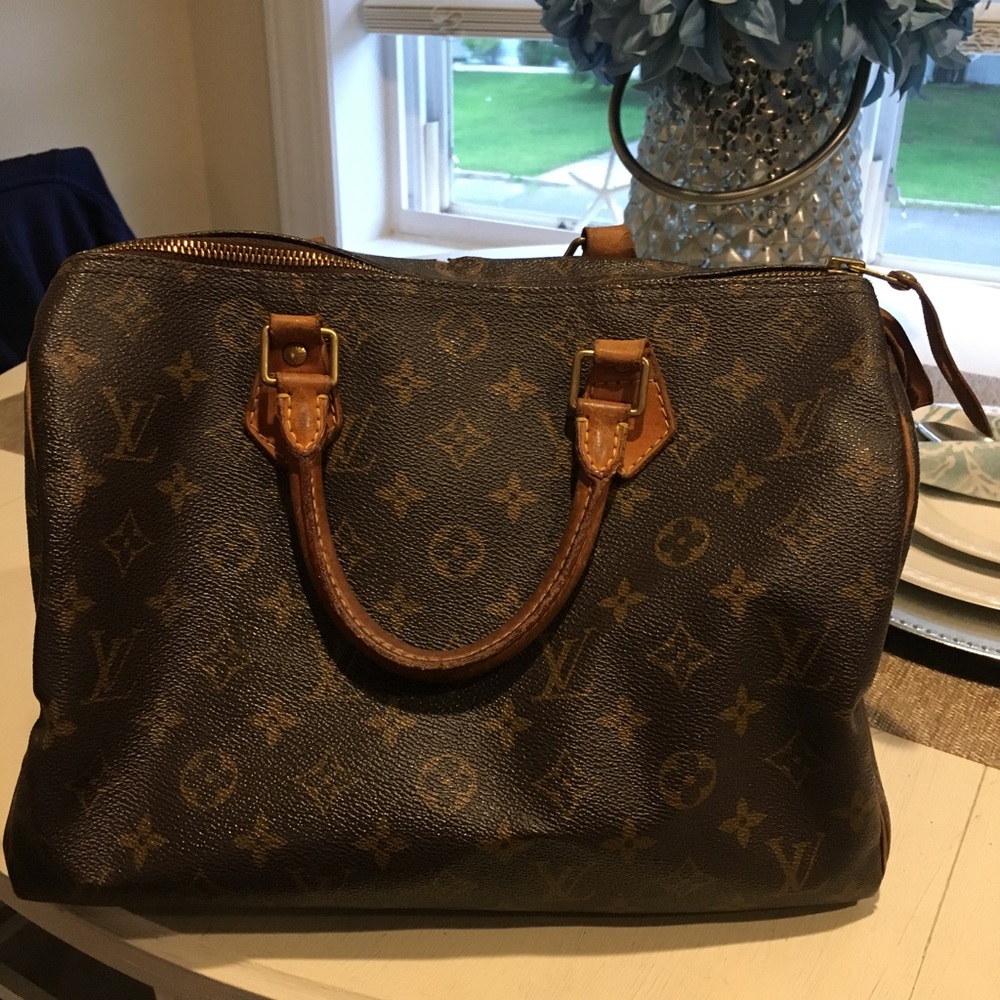 Louis Vuitton Speedy 30