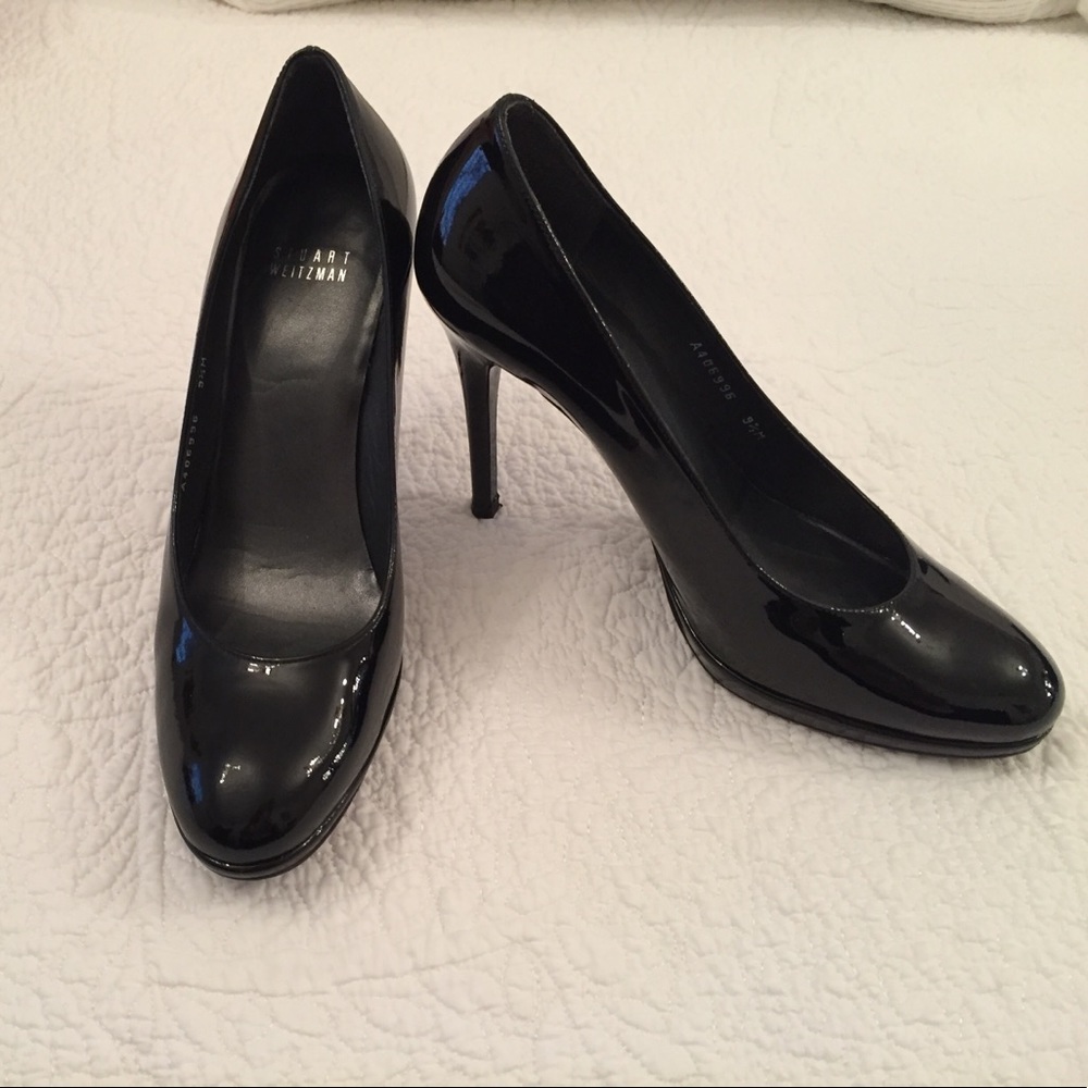 Stuart Weitzman Black Patent Leather Heel, M9.5