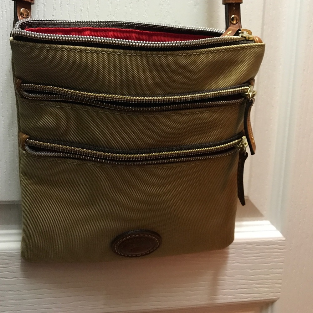 Dooney and Bourke cross body women's bag