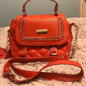 BCBG CROSS-BODY HANDBAG