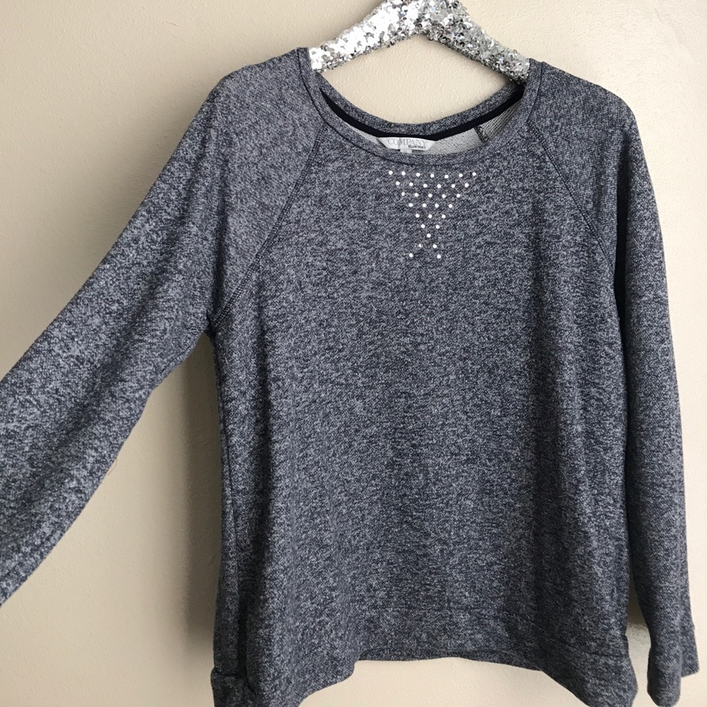 Navy pull over