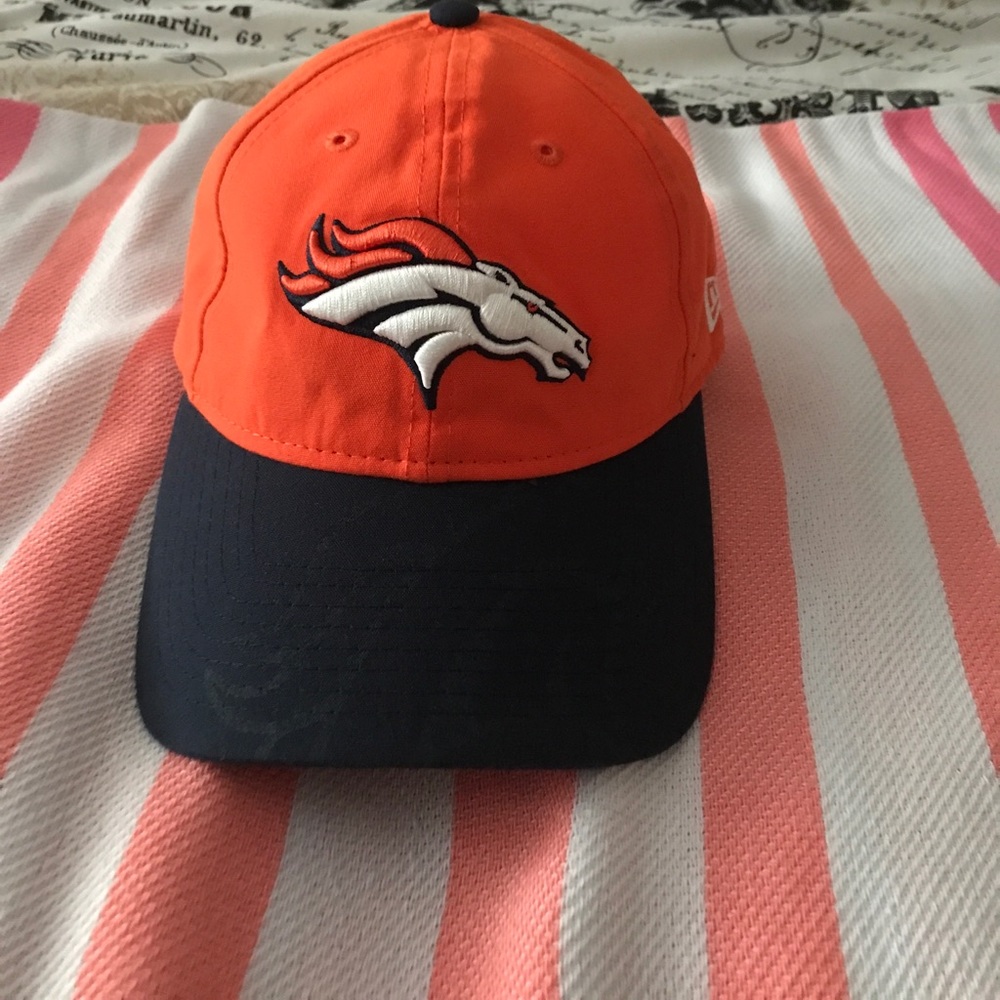 Baseball cap. Denver Broncos.