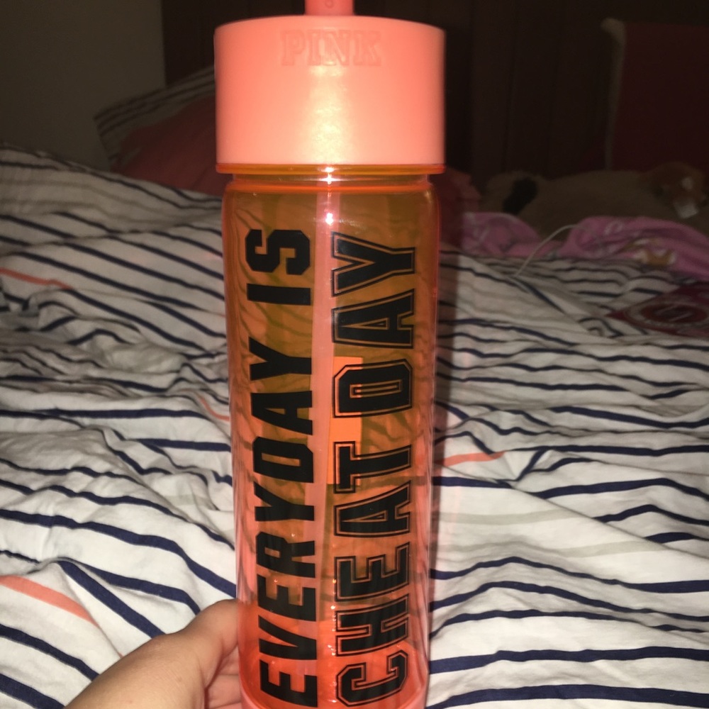 PINK water bottle
