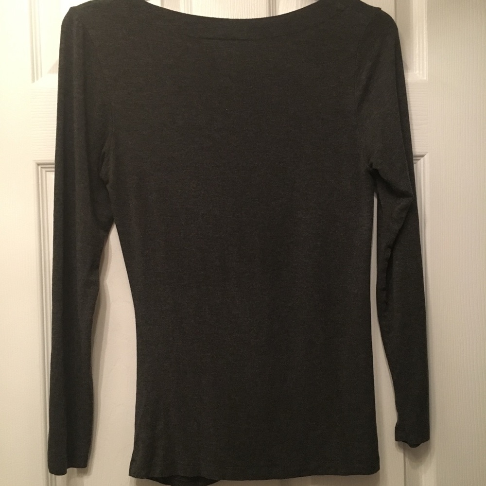 🌿Apropos Gray Ruffle Ruched Long Sleeve Top - Picture 4 of 4