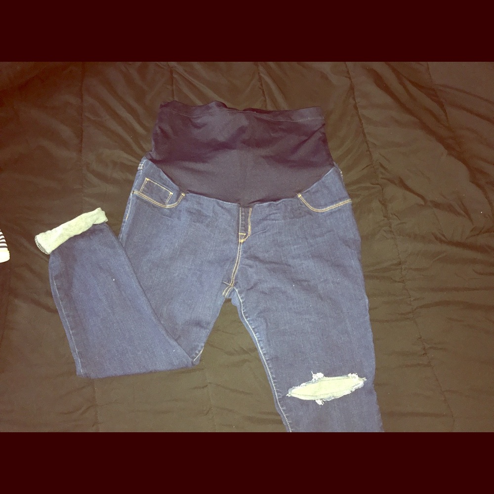 Maternity skinny jeans