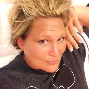 Meet your Posher, Pam