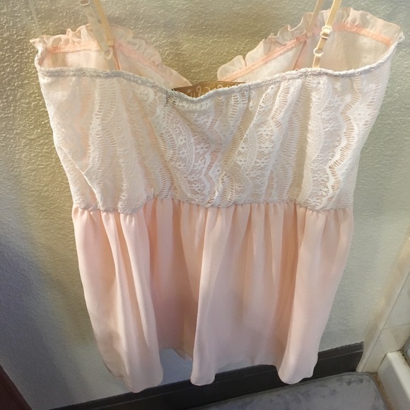 Peach dress - Picture 3 of 3