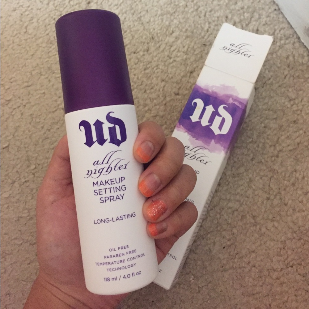 Urban Decay All Nighter Makeup Setting Spray