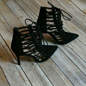 Wild Diva Lounge Pointed Toe Black Heels