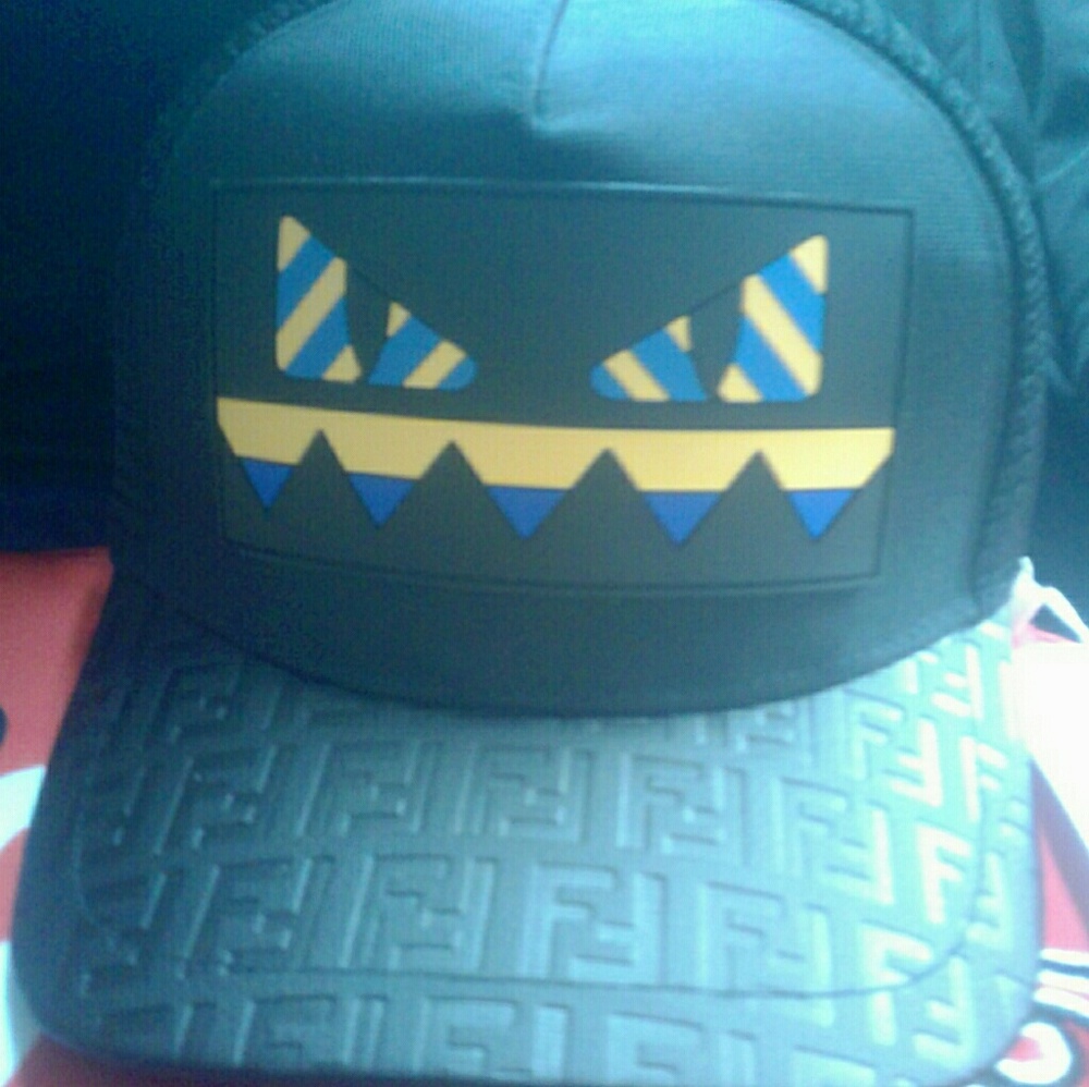 Fedi snapback