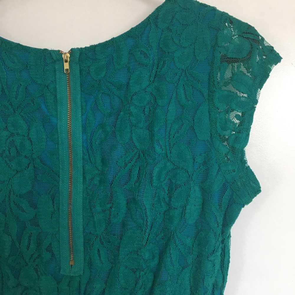 Teal/green lace dress - Picture 4 of 4