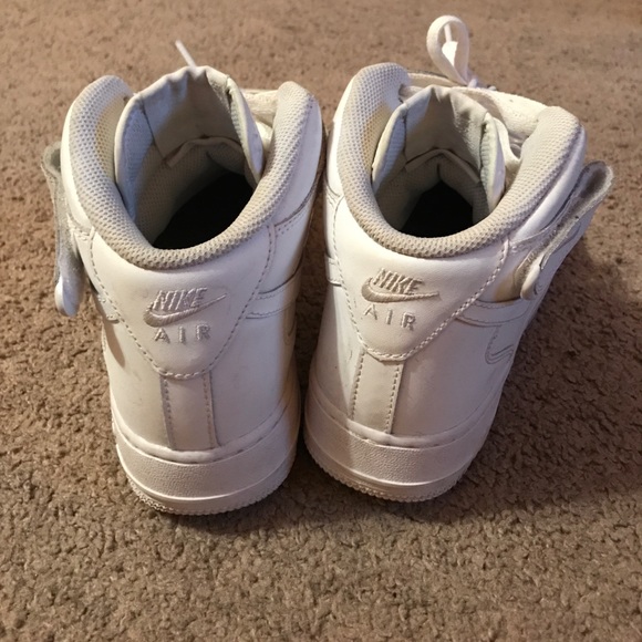 ‼️Nike Mids‼️ SOLD - Picture 2 of 3