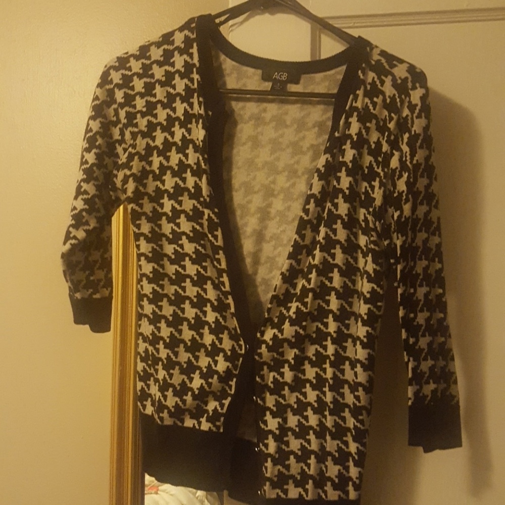 Black and White houndstooth