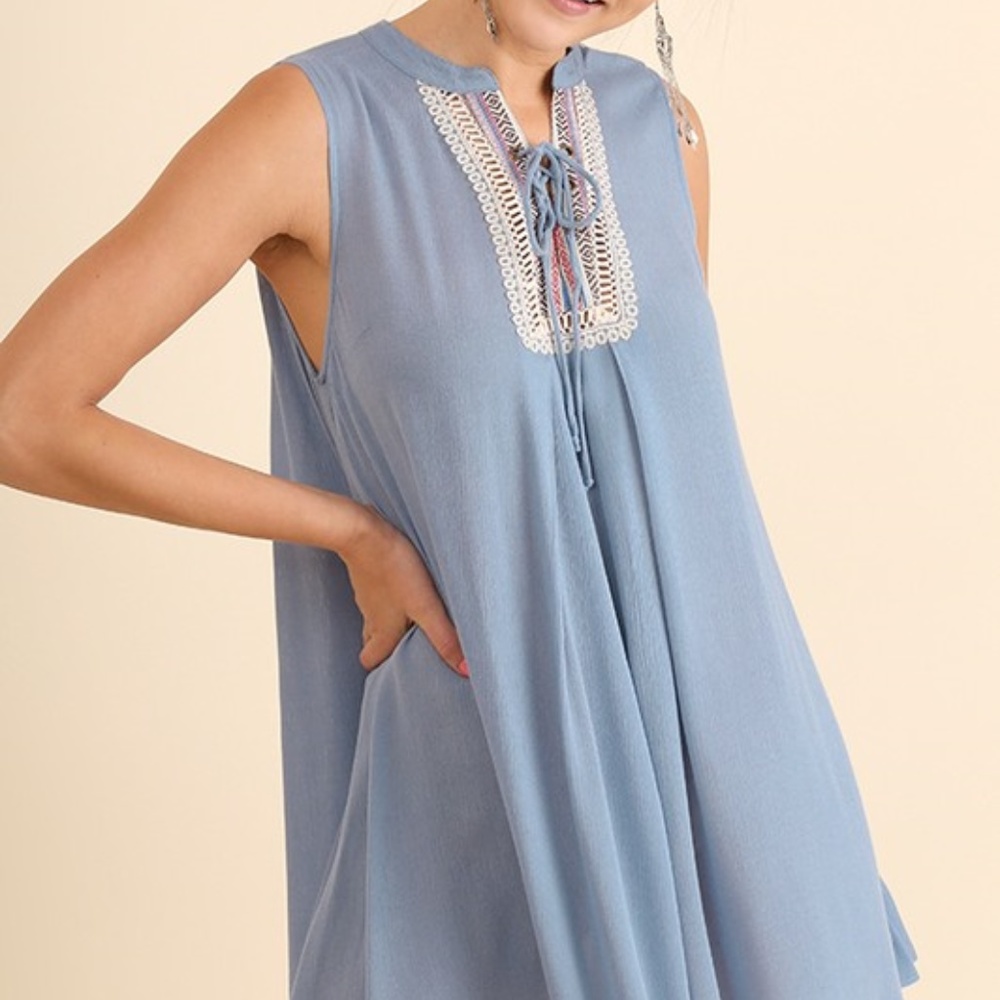 Sleeveless Ruffled Dress
