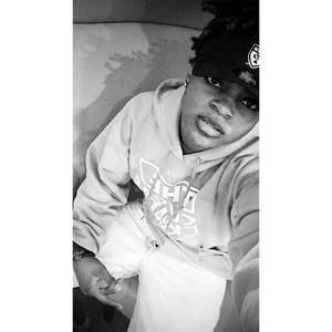 Meet your Posher, Kira d