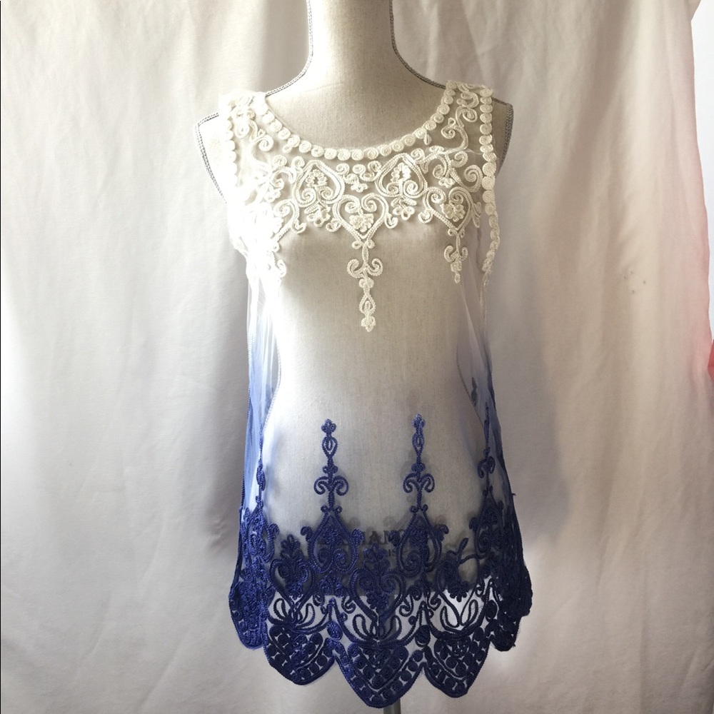 Navy and beige shear cover/top.