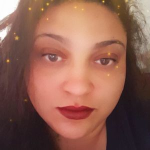 Meet your Posher, Candice