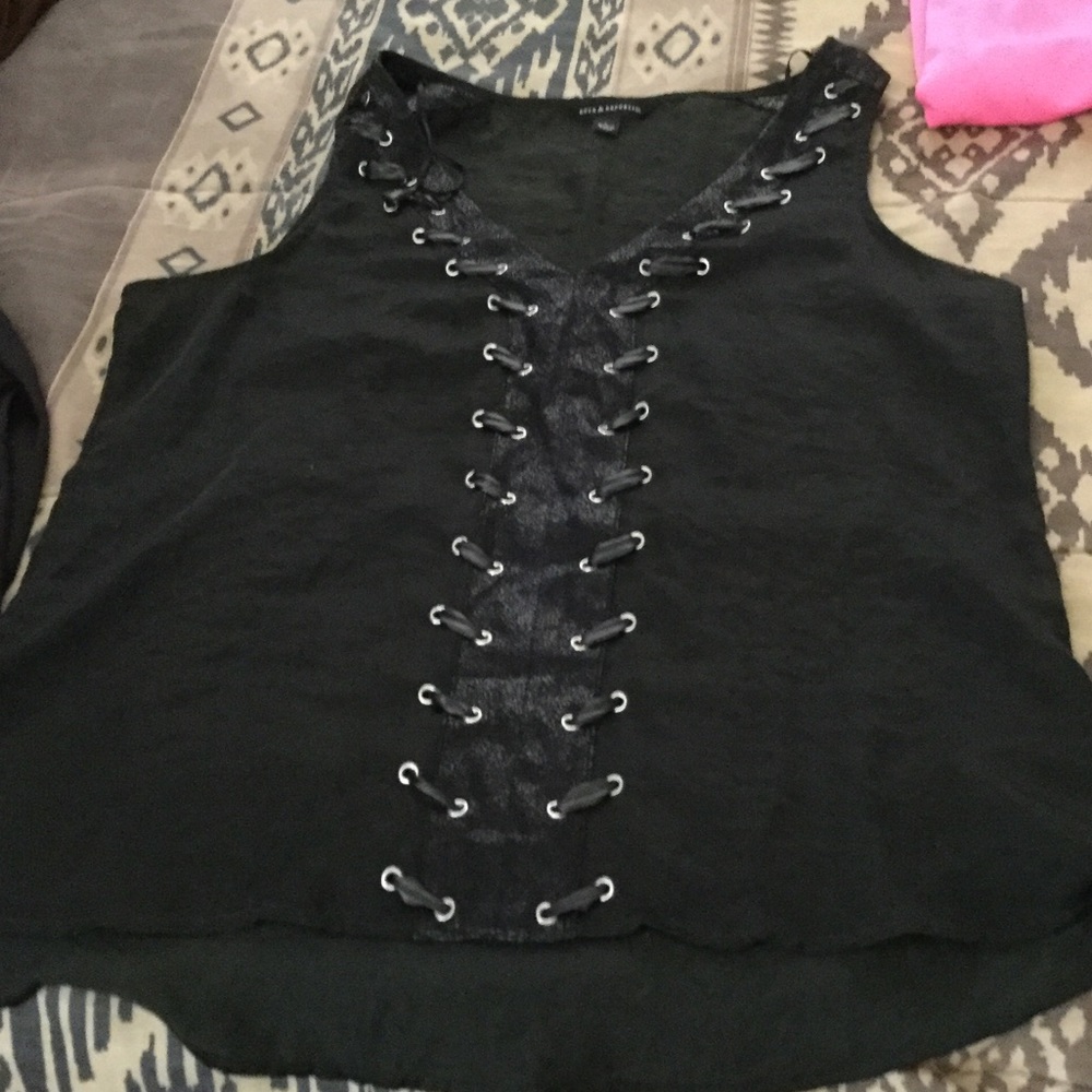 Rock and Republic Grommet Black Tank Top