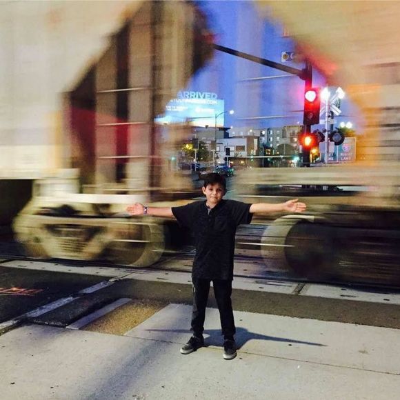 Meet your Posher, Cesar - Picture 1 of 1