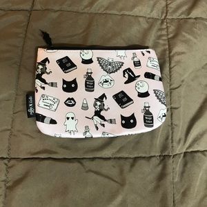 Makeup bag