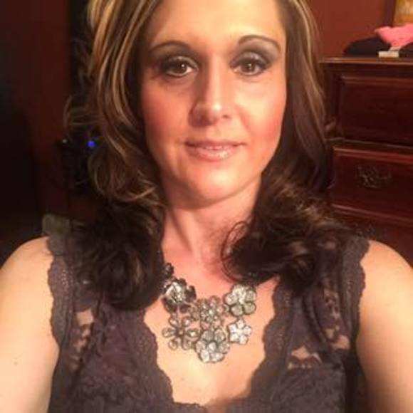 Meet your Posher, Shannon - Picture 1 of 1