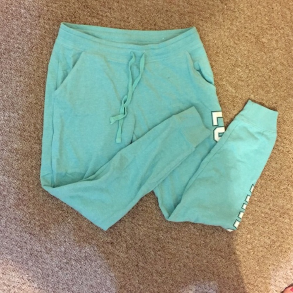 Victoria's Secret PINK Campus Skinny Sweats!