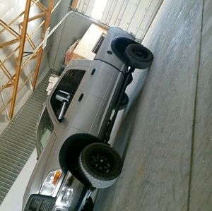 Meet your Posher, Derrick