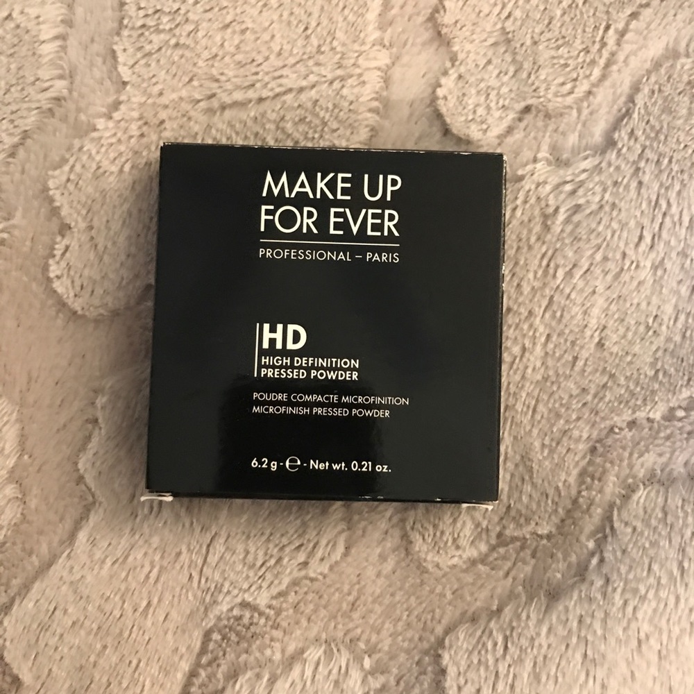 BRAND NEW makeup forever pressed powder