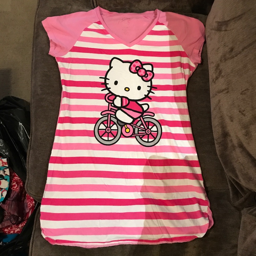 Hello Kitty girls sleep shirt