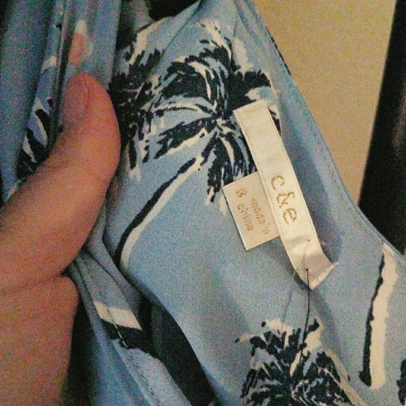 One Shoulder Palm Tree Top - Picture 4 of 6