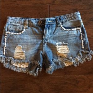 Shasta | Ripped jean shorts
