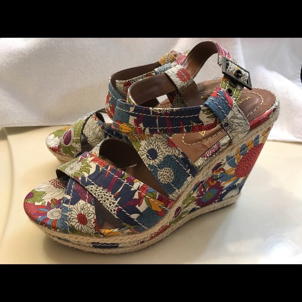 Flowered Wedges