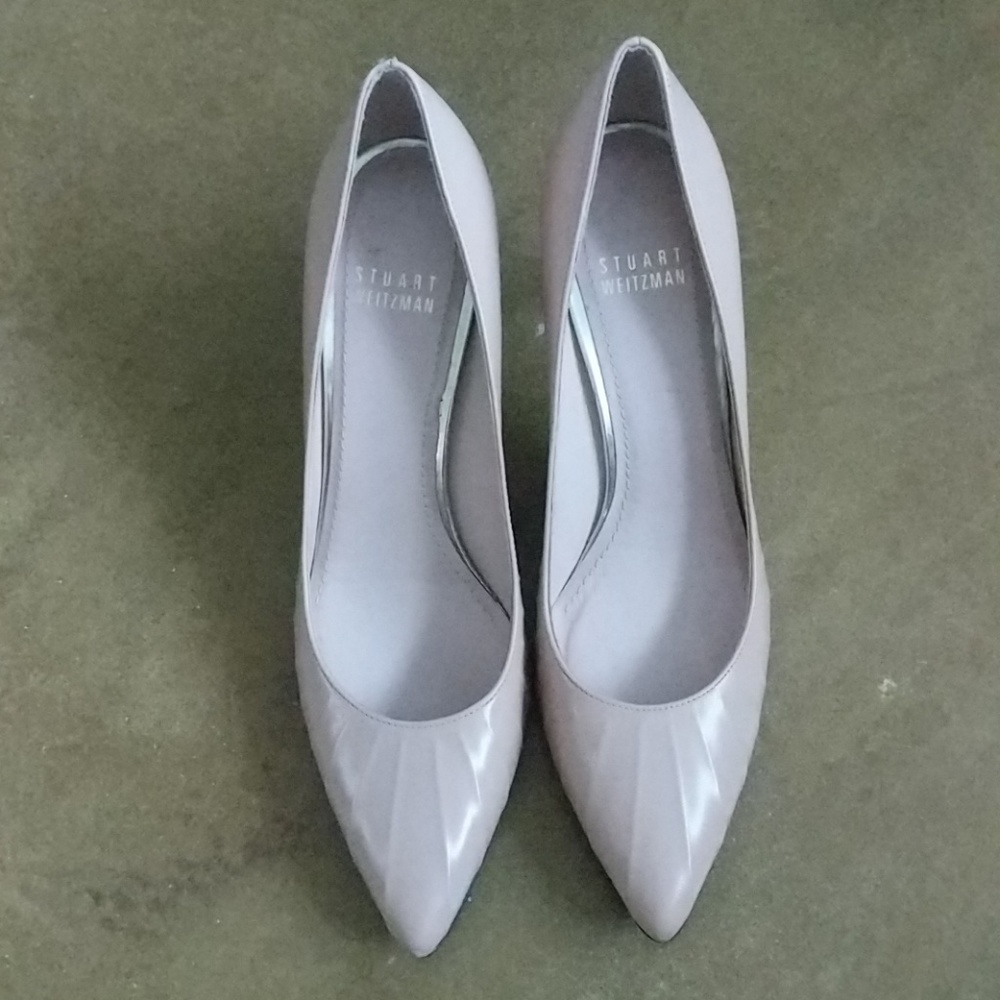Nude Stuart Weitzman pumps