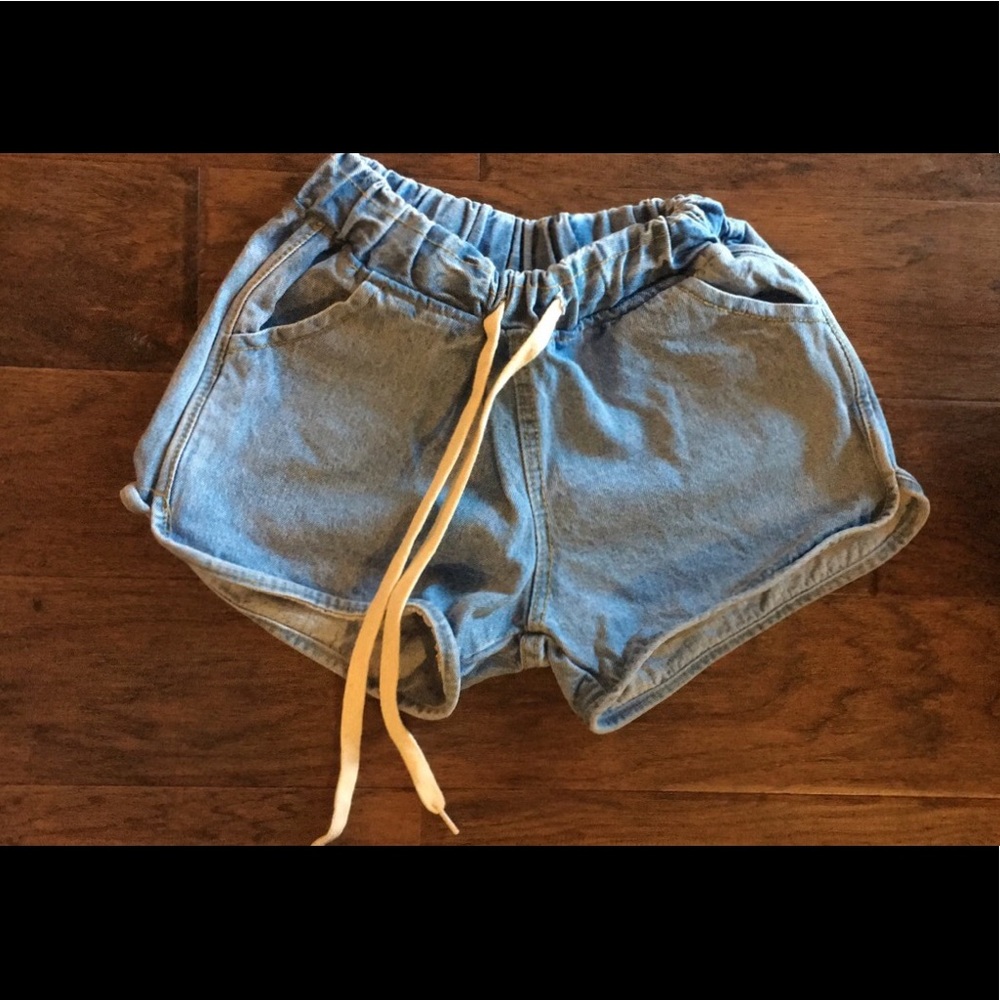 Light wash denim shorts