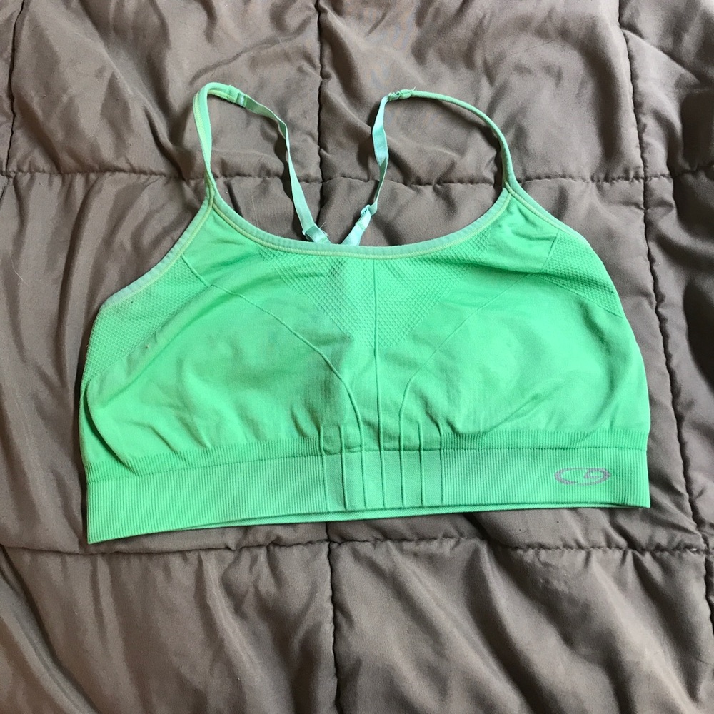 Sports bra