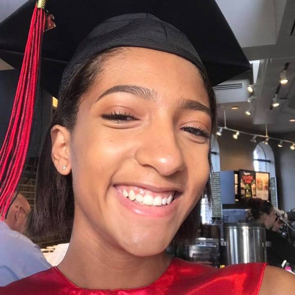 Meet your Posher, Cass