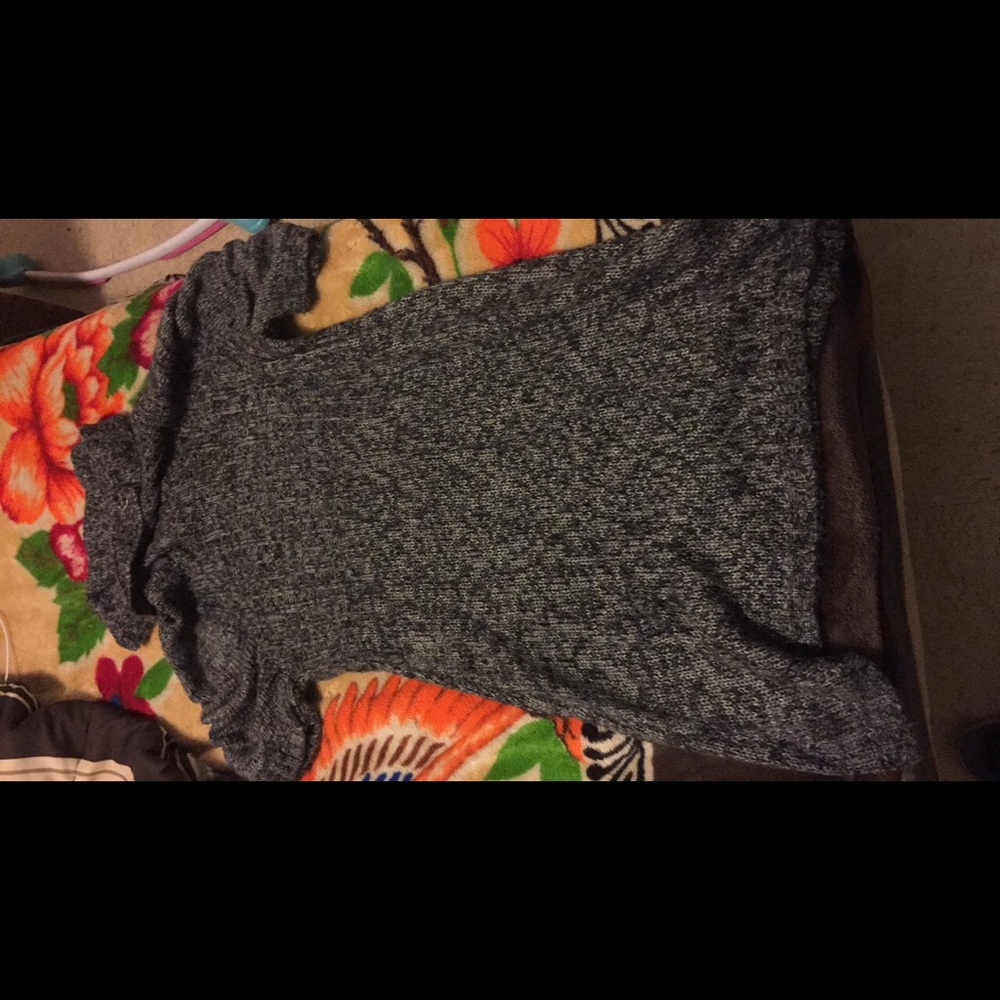 Turtle neck dress charcoal In color