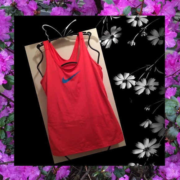 Nike Tops - NIKE Tank Top