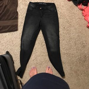 Black mid rise jeans