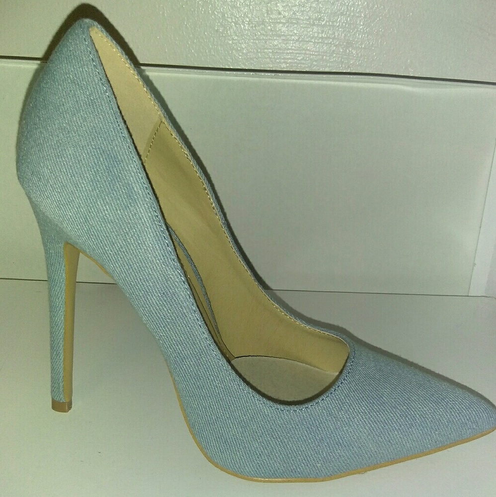 Women's shoes