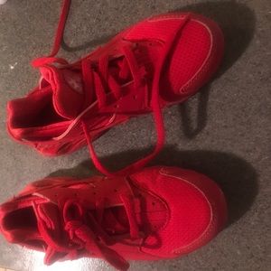 Red Nike Huaraches! Pre-School Sz 12