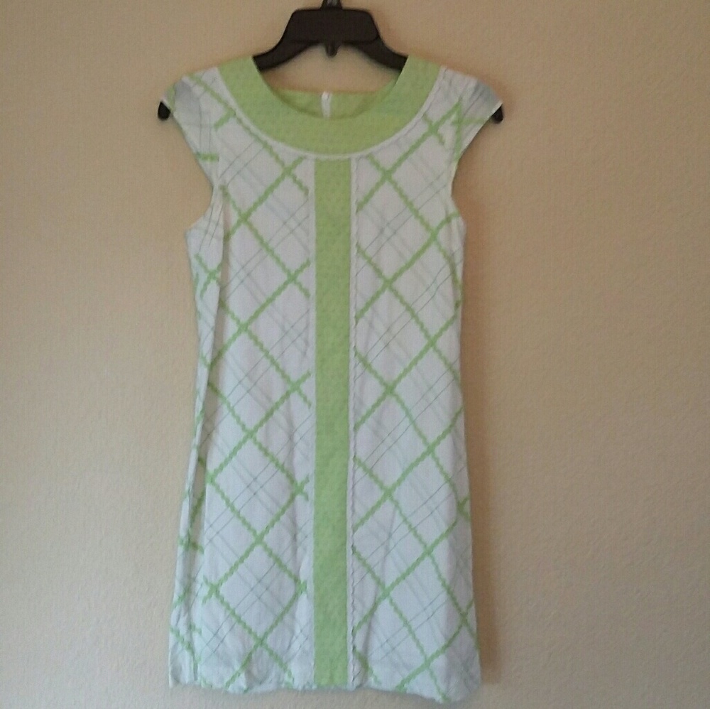 Girls dress. SIZE 16